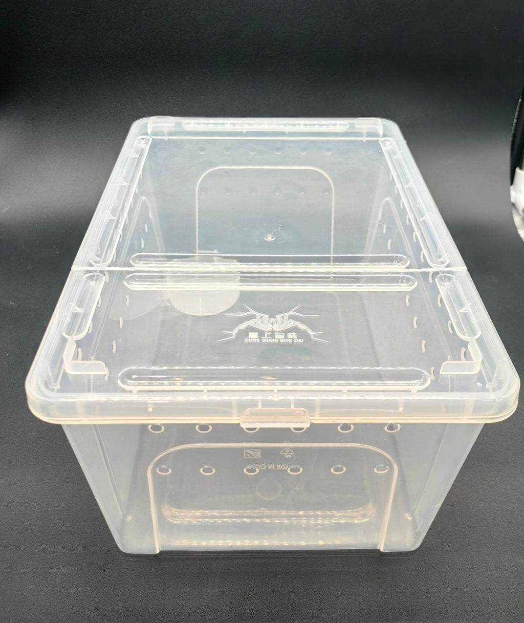M size Enclosure