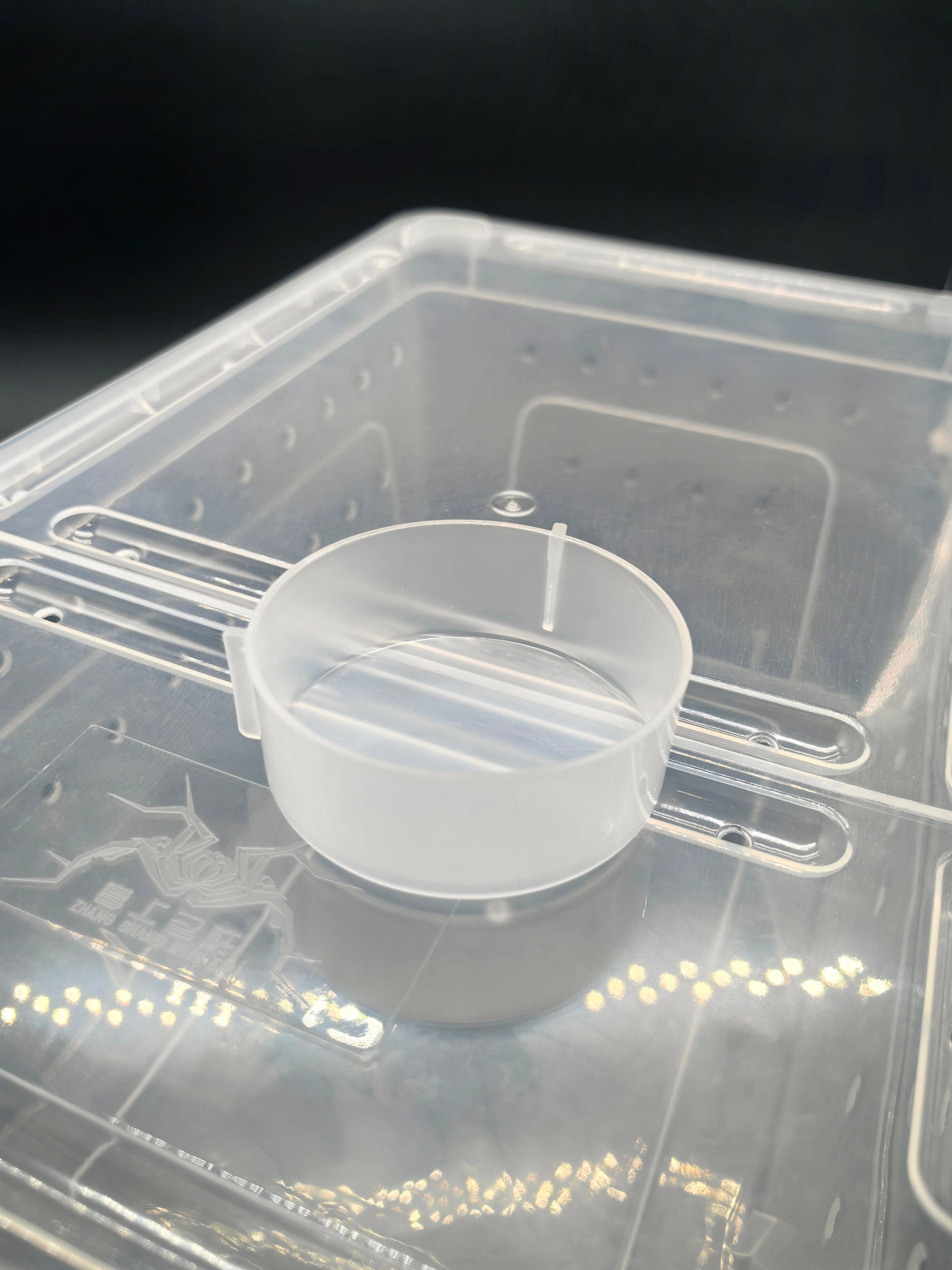 L size Enclosure