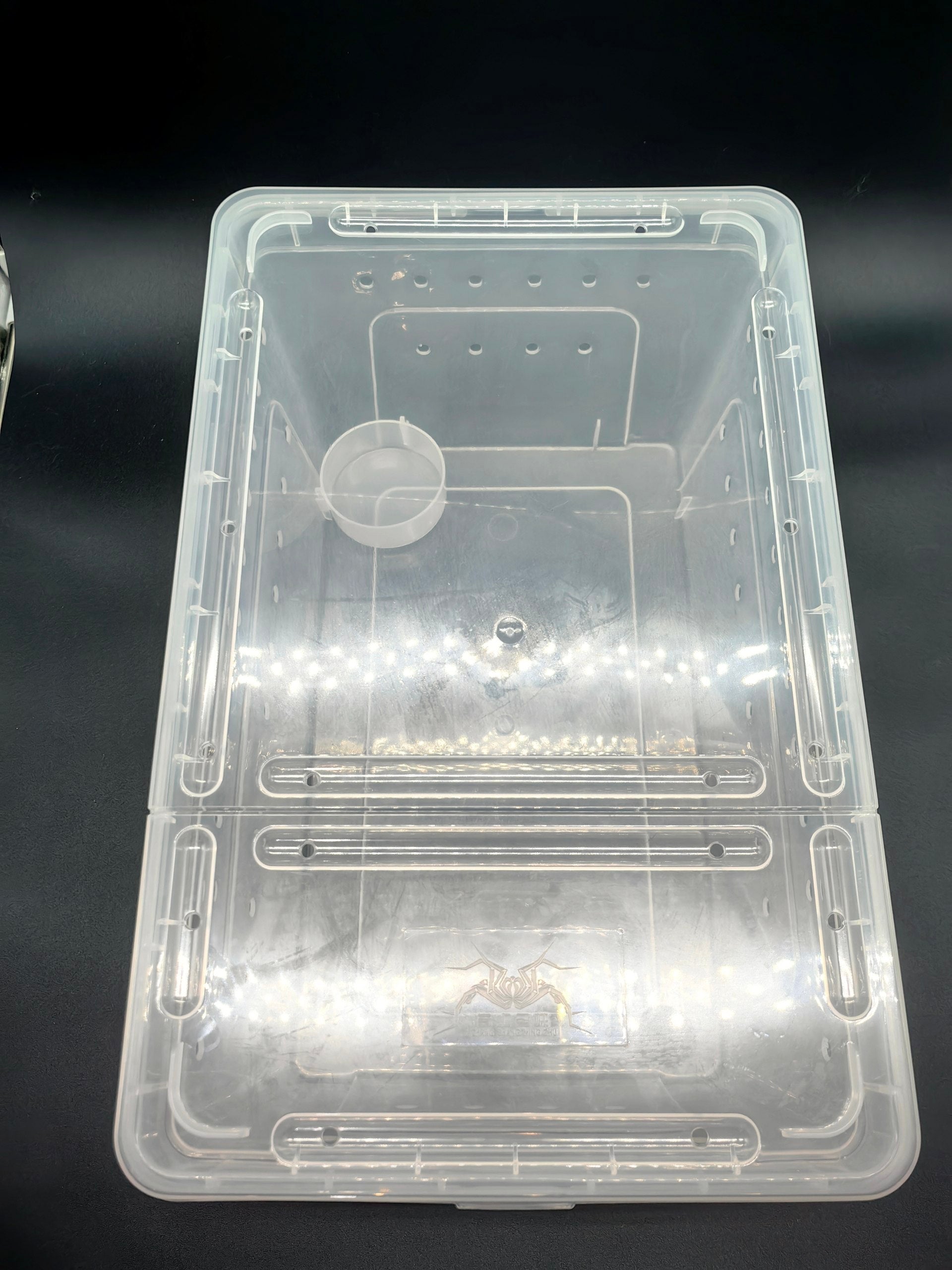L size Enclosure