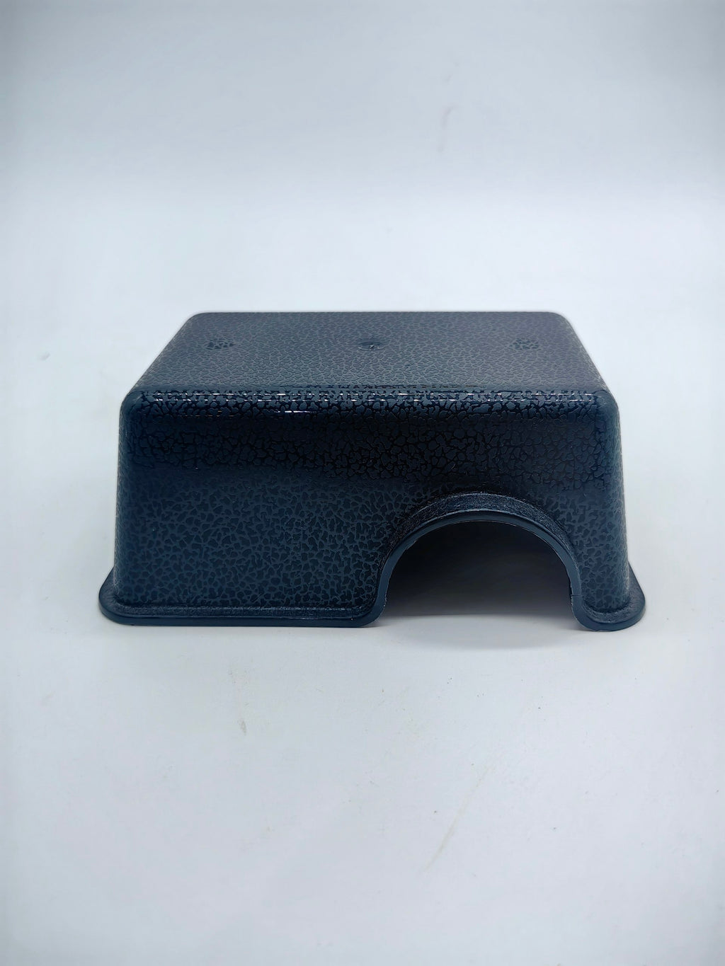 L size Hiding House